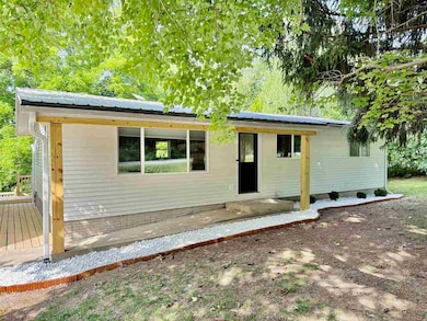 2765 Anchorage Rd NE, Solon, IA 52333 - photo 2