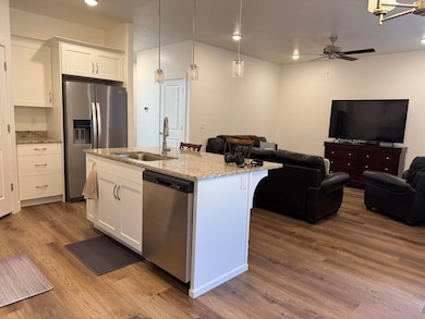 503 S Stewart Creek Cove, Washington, UT 84780 - photo 4