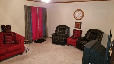 2nd Living/Den