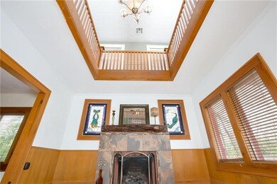 Wonderful original woodwork, stained glass.
