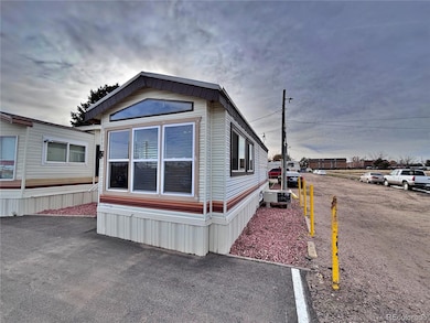 15680 E Colfax Ave unit F, Aurora, CO 80011 - photo 2