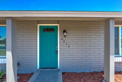 4216 E Vineyard Rd-5