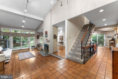 11141 Broad Green Dr, Potomac, MD 20854 - photo 6