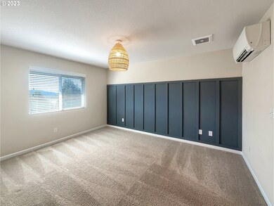 15604 SE Misty Dr, Happy Valley, OR 97086 - photo 5