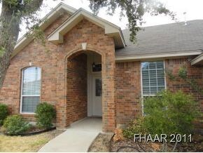 701 Mueller St, Copperas Cove, TX 76522 - photo 2