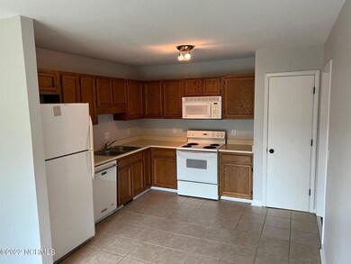 1105 Boone Ln, Wilmington, NC 28411 - photo 4