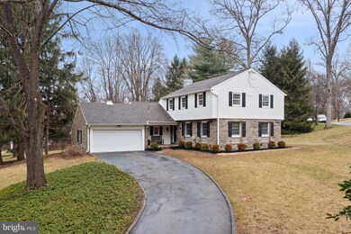 442 Wyldhaven Rd, Bryn Mawr, PA 19010 - photo 2