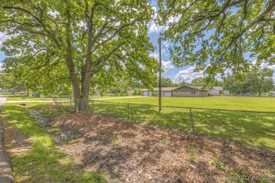 6411 S 49th West Ave, Tulsa, OK 74131 - photo 2