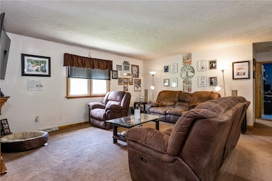 740 Broadway St, Wexford, PA 15090 - photo 3