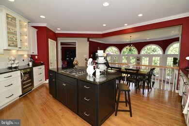 47840 Scotsborough Square unit 44, Sterling, VA 20165 - photo 2