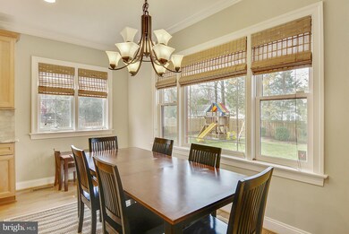 2106 Reynolds St, Falls Church, VA 22043 - photo 6