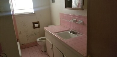 6315 Tuscon St, Houston, TX 77026 - photo 5