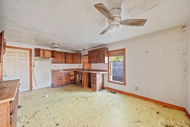 2804 Yankee Rd, Middletown, OH 45044 - photo 5