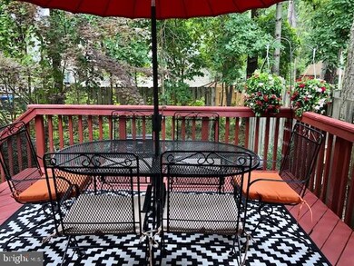 402 Williamsburg Ct, Marlton, NJ 08053 - photo 3