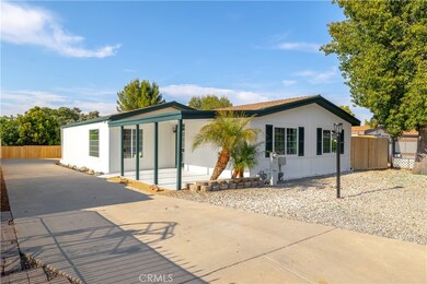 24574 Cornstalk Rd, Wildomar, CA 92595 - photo 4