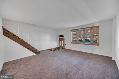 2873 Tremont St, Philadelphia, PA 19136 - photo 4