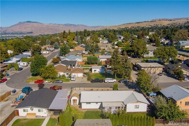 144 12th St NE, East Wenatchee, WA 98802 - photo 6