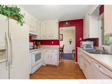 9863 Balsam Ln N, Maple Grove, MN 55369 - photo 7