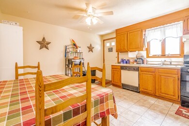 97 Michon St unit 99, Indian Orchard, MA 01151 - photo 5