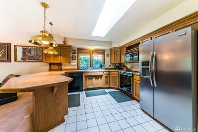 1020 4th Ave S, Edmonds, WA 98020 - photo 2