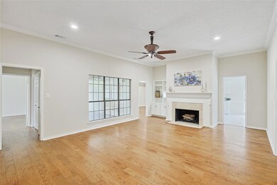 2120 Pine Thicket Ct, Bedford, TX 76021 - photo 7