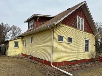 1413 3rd SW