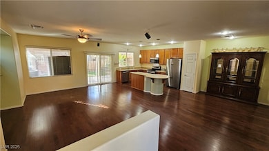 9267 Grassy Weep Ct, Las Vegas, NV 89178 - photo 4