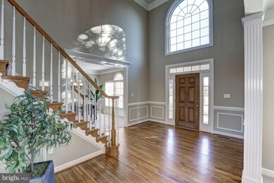 16502 Harbour Town Dr, Silver Spring, MD 20905 - photo 4