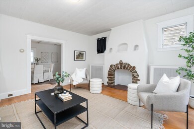 4407 Harcourt Rd, Baltimore, MD 21214 - photo 2