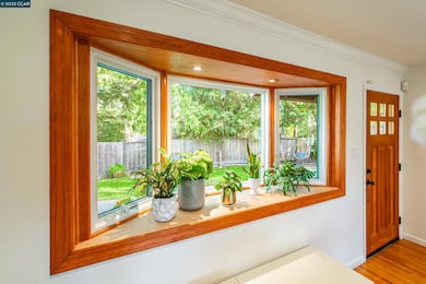 1085 Oak Hill Rd, Lafayette, CA 94549 - photo 6