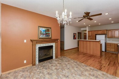 2905 Dennis Dr NW, Cedar Rapids, IA 52405 - photo 6