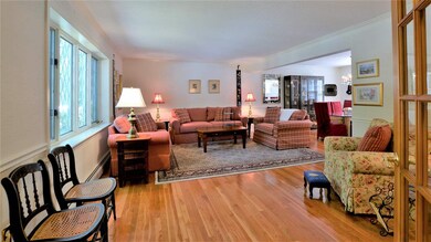 465 Crestview Cir, Manchester, NH 03104 - photo 7