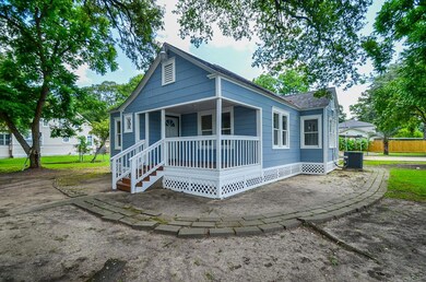 8271 Grafton St, Houston, TX 77017 - photo 5