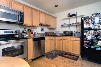 6 Kitchen2