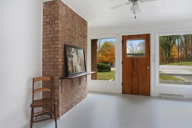 4043 E Ludlow St, Rolling Prairie, IN 46371 - photo 2