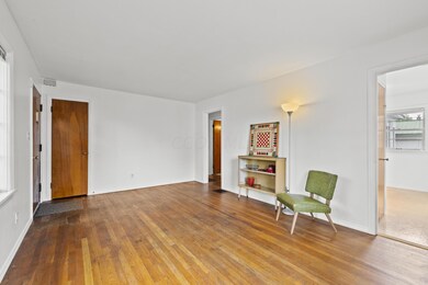 9_living room 03