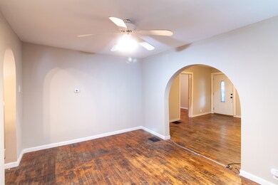 725 Louise St, Anderson, IN 46016 - photo 7