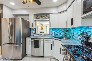 92_Rita_Ln_Jackson_Township_NJ_08527_USA