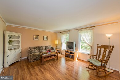 517 Piney Run Ct, Sykesville, MD 21784 - photo 2