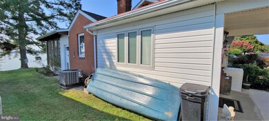 207 Pearson Dr, Colonial Beach, VA 22443 - photo 4