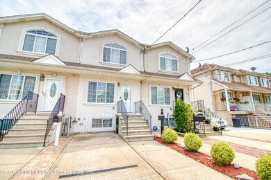 219 Dubois Ave, Staten Island, NY 10310 - photo 4