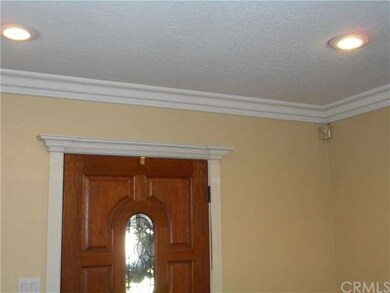 Recessed lighting - Crown molding - Door molding -