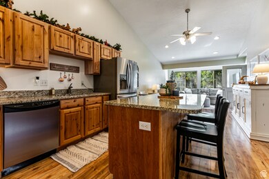 239 Lyman Ln, Bountiful, UT 84010 - photo 5