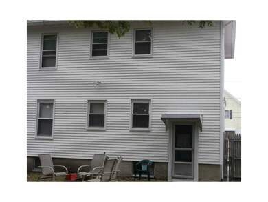 65 Chaplin St, Pawtucket, RI 02861 - photo 4