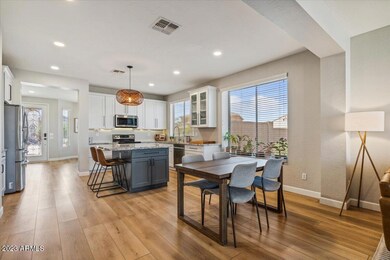 Dine-in Kitchen!