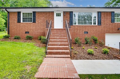 1755 Brook Dr, Asheboro, NC 27205 - photo 2