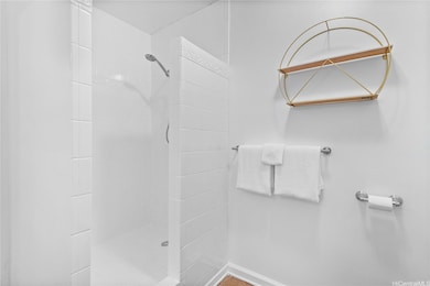 2nd shot of bathroom