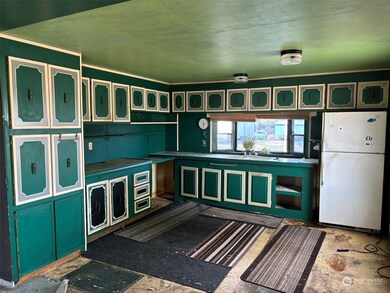 609 Tradewind Way S, Mattawa, WA 99349 - photo 2