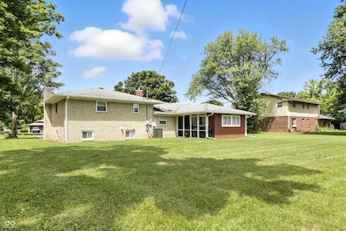 5451 Daniel Dr, Indianapolis, IN 46226 - photo 2