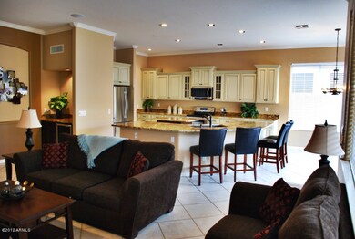 Family/Kitchen 1